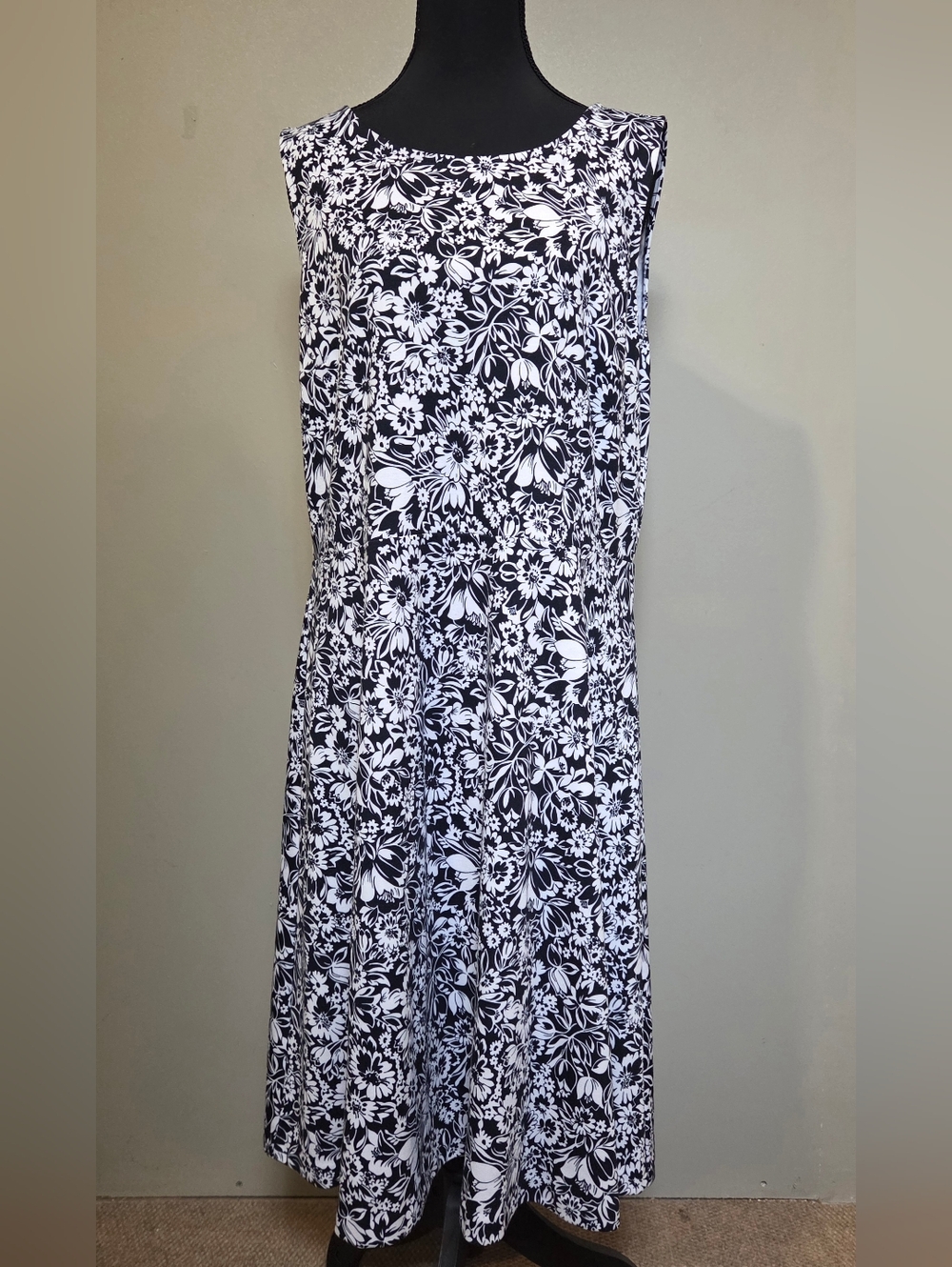 Talbots Black and White Floral Midi Dress